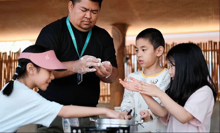 Business listing image